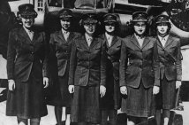 Women Marines, 1943